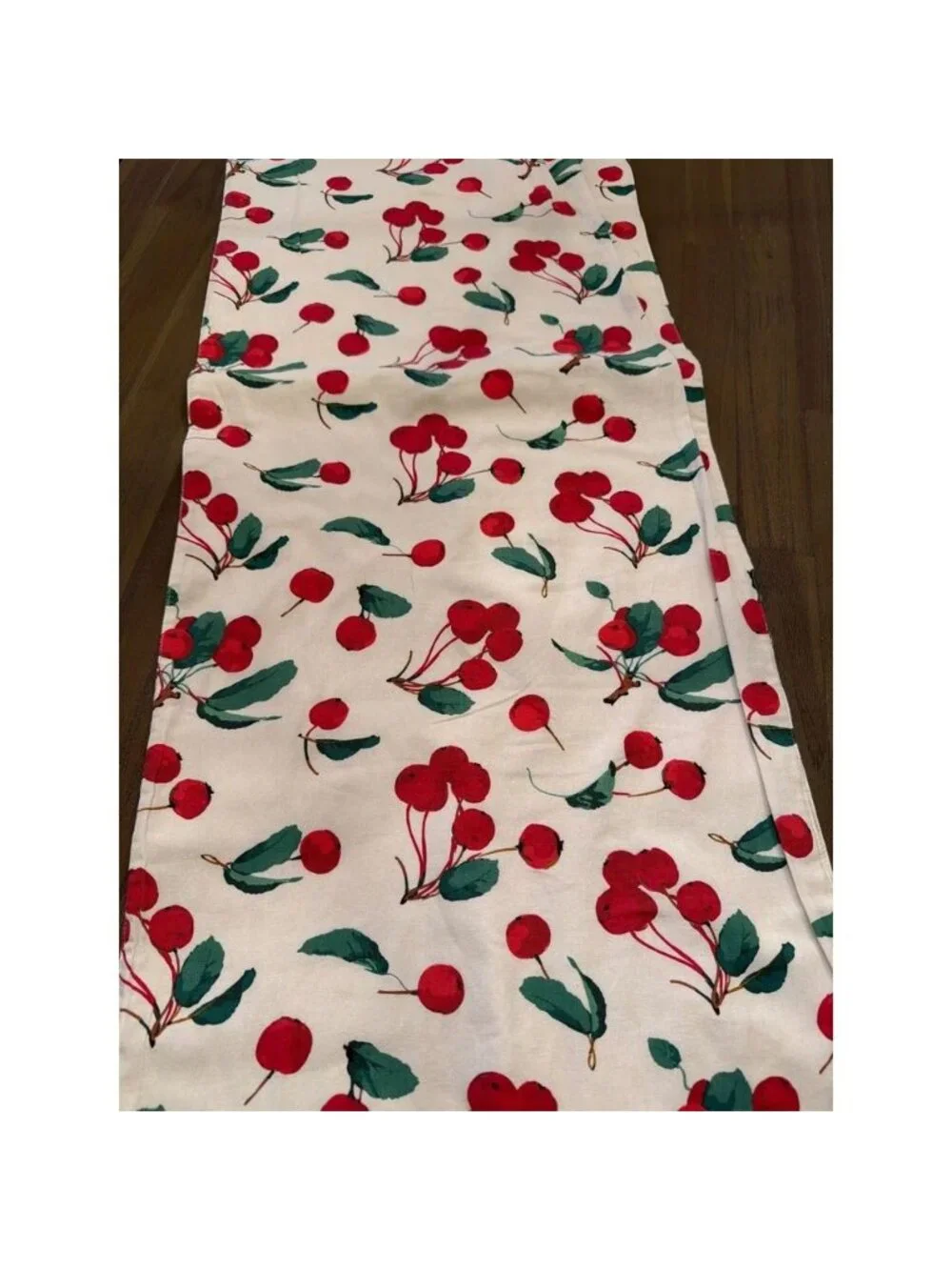 Pottery Barn Cherry Print Table Runner Cherries 17